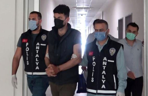 Antalya'da kanser hastalarının ilaçlarını çalarak satan şüpheli yakalandı