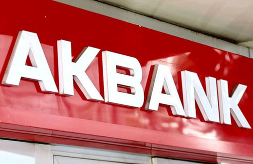 Akbank yılın ilk çeyreği için rekor kar açıkladı