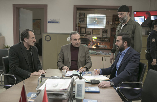 Kanal D'nin Arka Sokaklar dizisi yine final yaptırdı ATV kararı duyurdu!