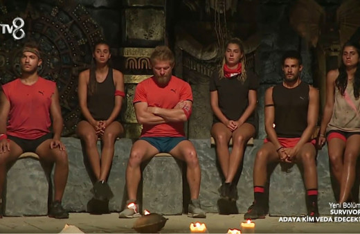 Survivor'da SMS birincisi bakın kim çıktı elenen isim Survivor'a veda etti