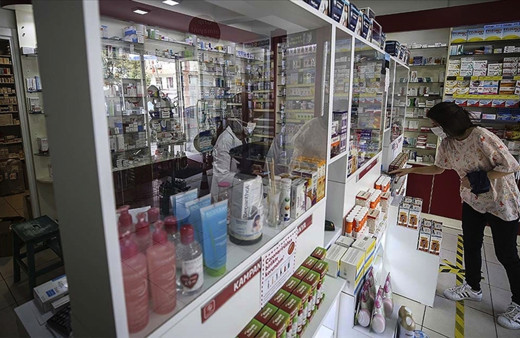 İstanbul'daki eczanelerin 'tam kapanma' sürecinde mesai saatleri açıklandı