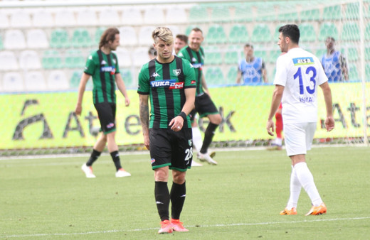 Çaykur Rizespor'a mağlup olan Denizlispor küme düştü