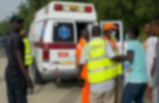 Nijerya'da yolcu ve palmiye yağı taşıyan kamyon kanalizasyona düştü! 10 ölü var