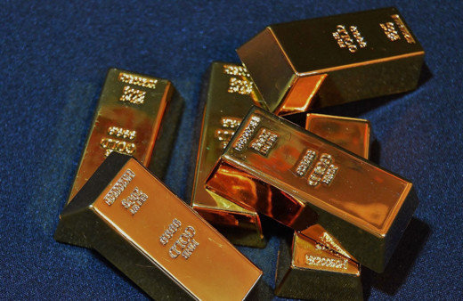 Ünlü analist altın için tarih verip açıkladı: 2 bin dolara ulaşacak