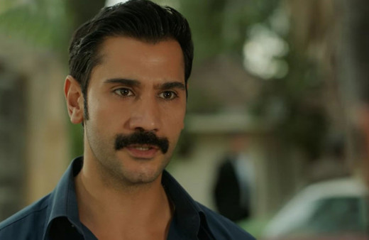 Uğur Güneş yeni dizisi için bambaşka biri oldu Bir Zamanlar Çukurova'dan ayrılmıştı