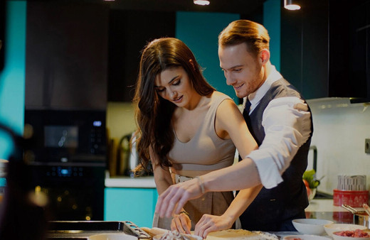 Kerem Bürsin'den Hande Erçel açıklaması! Kerem Bürsin dalga konusu oldu