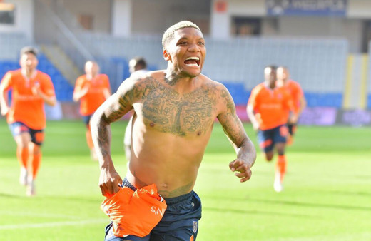 Başakşehir, Fernandes'e veda etti