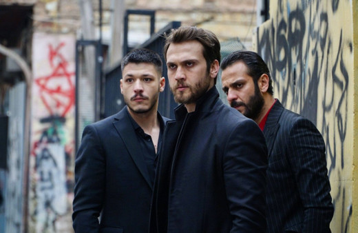 Show TV'nin Çukur kararı seyirciyi isyan ettirdi yayın akışından kaldırıldı