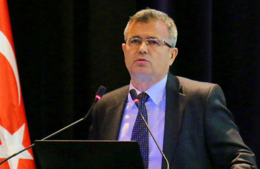 Üniversitede torpil ifşa oldu! Mikrofonu açık unuttu, yaptığı torpili arkadaşına anlattı