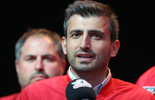 Çin TV'sinde dikkat çeken Selçuk Bayraktar yorumu: Türkiye'nin Steve Jobs'u