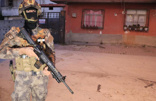 Adana’da Özel Harekat destekli DEAŞ operasyonu