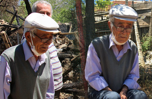 Burdur'da yaşlı adam gözyaşlarına boğuldu sözleri yürek burktu