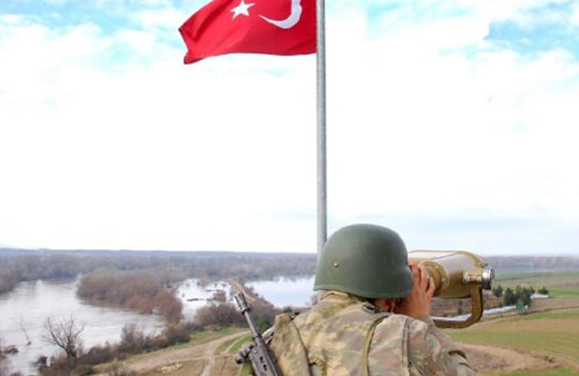 MSB: Yunanistan'a geçmeye çalışan 2 FETÖ mensubu yakalandı