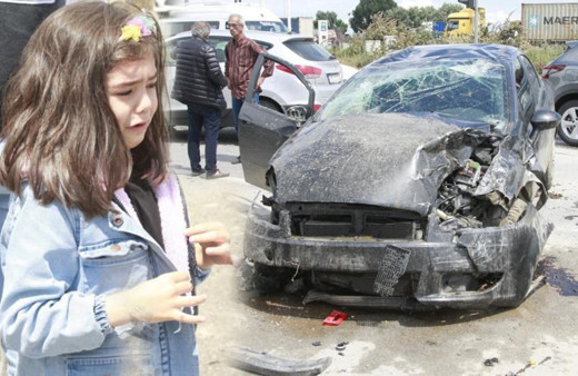 Bursa'da takla atan araca başka araç çarptı! Küçük çocuk gözyaşlarına boğuldu