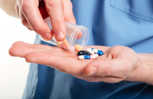 Yargıtaydan reçetesiz antibiyotik satan eczacı için karar