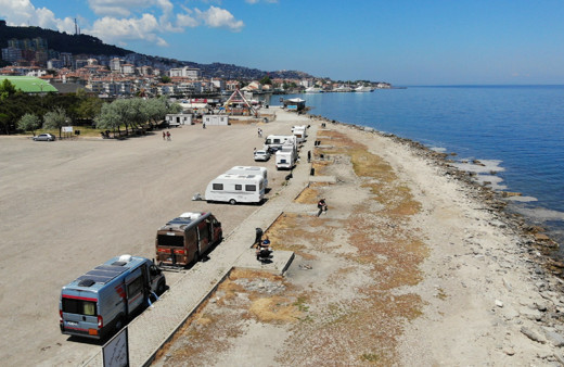 Bursa Mudanya karavancıların akınına uğradı