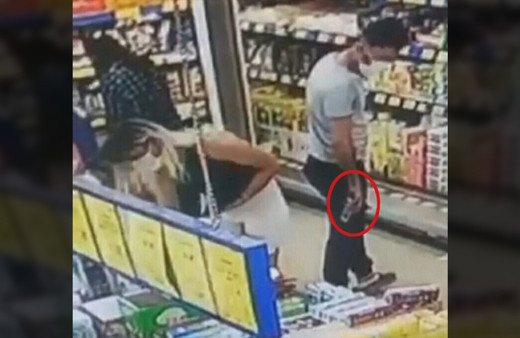 İzmir'de markette alışveriş yapan kadının fotoğrafını çeken şüpheli aranıyor