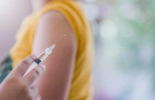 Dünya genelinde 2 milyar 300 milyon dozdan fazla koronavirüs aşısı yapıldı