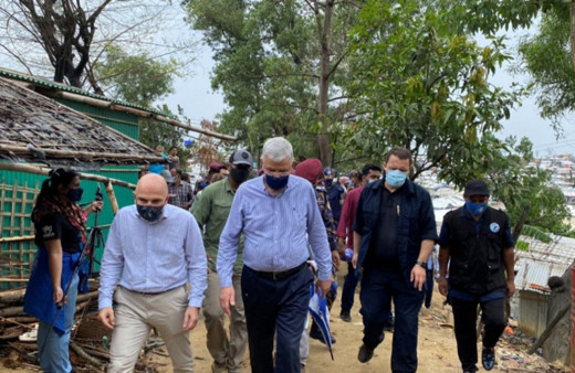 BM Genel Kurul Başkanı Volkan Bozkır, Arakanlı Müslümanları ziyaret etti