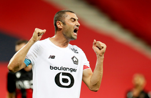 Burak Yılmaz'dan transfer açıklaması: Teklifler var ama...