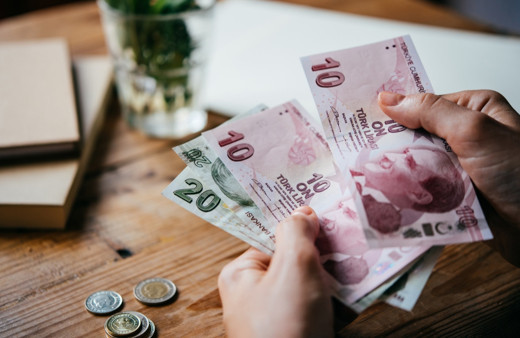 Son bir yılda yardım alan ikiye katlandı Avrupa'da en büyük risk Türkiye'de