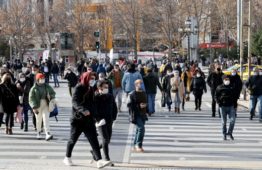 Korkutan koronavirüs uyarısı; Pazartesi vaka sayıları artabilir