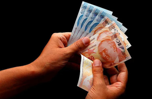 Memur ve emeklinin maaş zammı belli oldu! Kurban Bayramı ikramiyesi ne zaman yatacak?