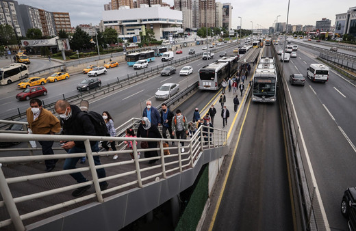 Metrobüs yolu 'beyaz yol' oluyor İBB çalışmayı bu gece başlatıyor