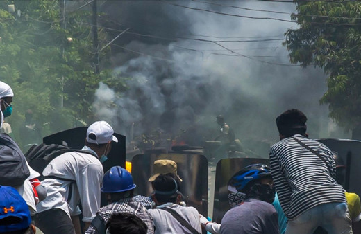 Myanmar ordusu, etnik silahlı gruplarla ateşkesi bir ay daha uzattı