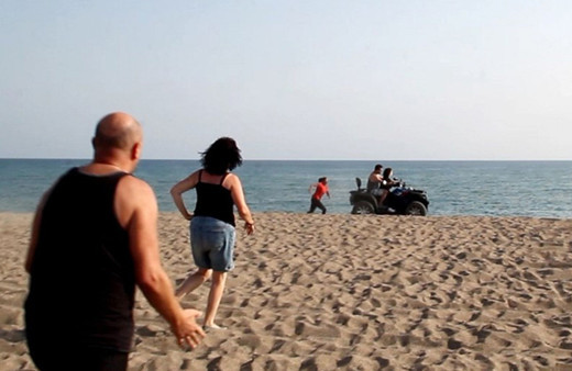 Antalya'da rezil görüntü! Caretta yuvalama alanına ATV ile daldılar