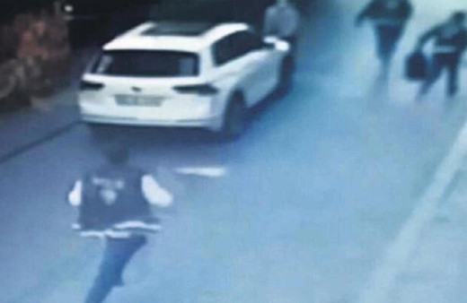 Cinsel birliktelik için gitti uyuyakalınca! İstanbul'da silahını çaldıran polis dehşet saçtı