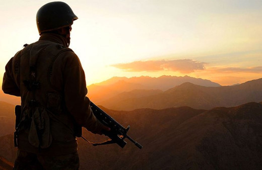 Mardin’de terör örgütlerine eleman götüren çete çökertildi