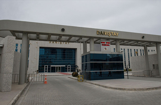 Eski Danıştay üyesi Ertuğrul Arslanoğlu'na FETÖ üyeliğinden verilen hapis cezası onandı