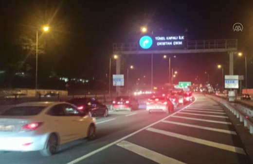 Avrasya Tüneli yangını trafiği felç etti