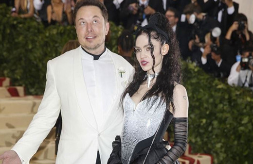 Elon Musk'ın sevgilisi Grimes'tan olay açıklamalar! Komünizme giden en kısa yol yapay zeka