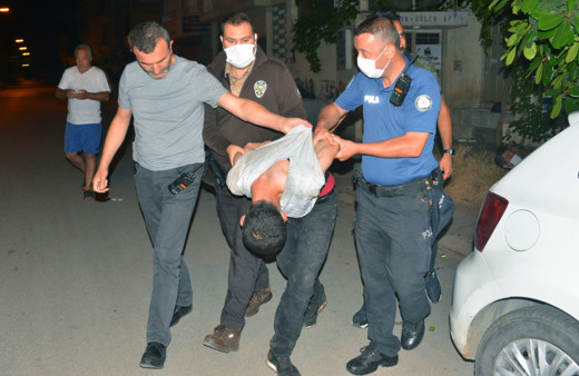 Adana'da beze sarıp çalmaya çalıştı! Yakalanınca sözleri pes dedirtti