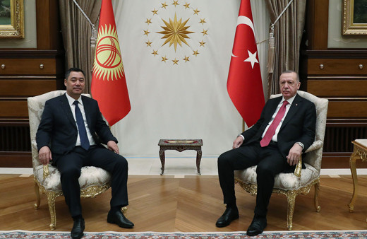 Kırgızistan Cumhurbaşkanı Sadır Caparov Ankara'da! Erdoğan törenle karşıladı