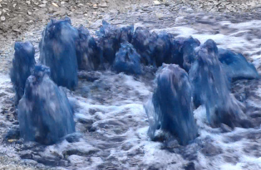 Esenyurt'ta rögarlardan mavi su aktı kimyasal tedirginliği