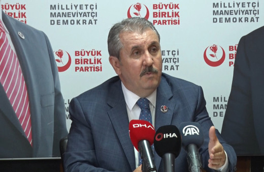 BBP'den istifa açıklaması: Partiye operasyon yapılmaya çalışılıyor