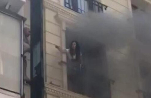 Fatih'te oteldeki yangında can pazarı! Korku dolu anlar kameraya yansıdı