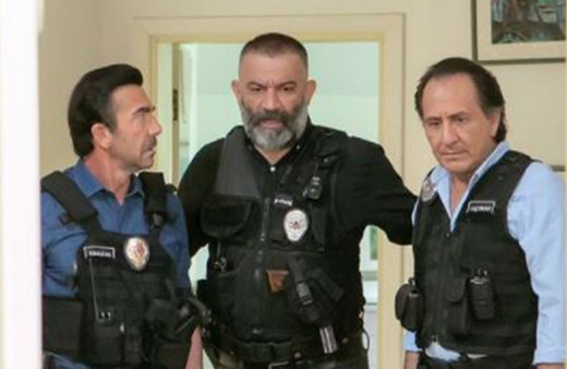 Kanal D Arka Sokaklar dizisi sezon finali bölümü şok ayrılık! İki isim birden...