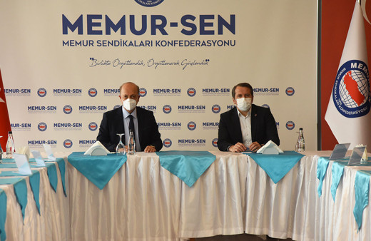 Çalışma Bakanı Vedat Bilgin Memur-Sen'i ziyaret etti