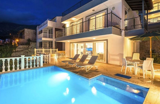 Pandemi döneminde kiralık villa tatiline rağbet arttı