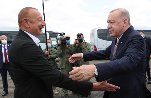 İlham Aliyev, Cumhurbaşkanı Erdoğan'ı kutladı