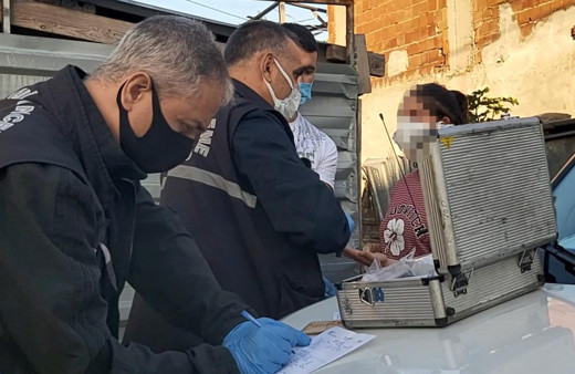 Oyuncak sanmıştı! Bursa'da çığlıkları duyan yardıma koştu: Kanlar içinde kaldı