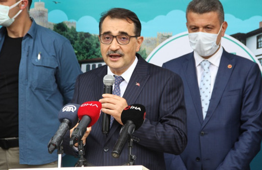 Bakan Dönmez: Yerin altındaki ekonomik varlıkları yerin üstüne çıkaracağız