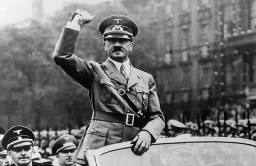 İsmet İnönü'nün talimatıyla Hitler'in doğum gününe giden Türk heyeti