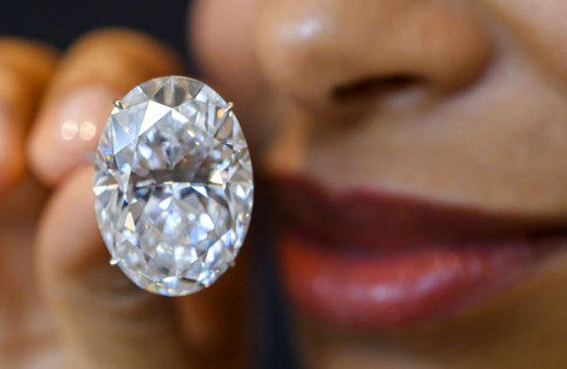 Güney Afrika'da halk 'maden avına' akın etti elmas zannedilen taşların kuvars olduğu ortaya çıktı