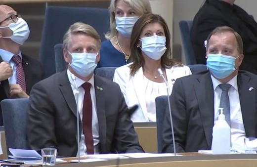 İsveç'te güvenoyu alamayan hükümet düştü