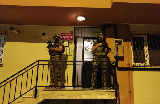 İstanbul merkezli 3 ilde terör örgütü DEAŞ'a yönelik operasyon! 32 şüpheli  gözaltına alındı